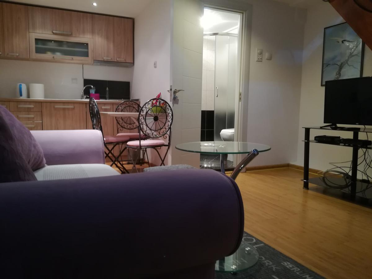 Apartman Galerija Novi Sad Luaran gambar